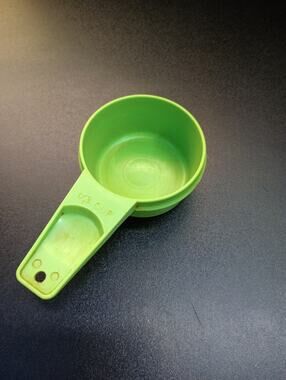 Tupperware Measuring Cup 1/3 cup 765 Vintage Green